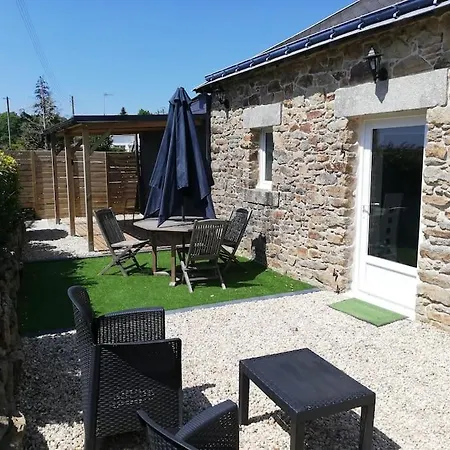 Holiday home Kerguil-edouard Charmante Longere En Pierres Refaite A Neuf *